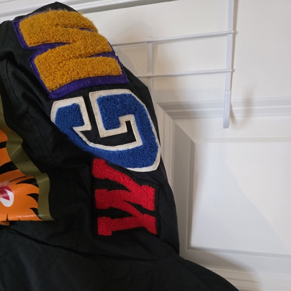 A Bathing Ape Black Relaxed Shark Hoodie Jacket - Picture 6 of 9